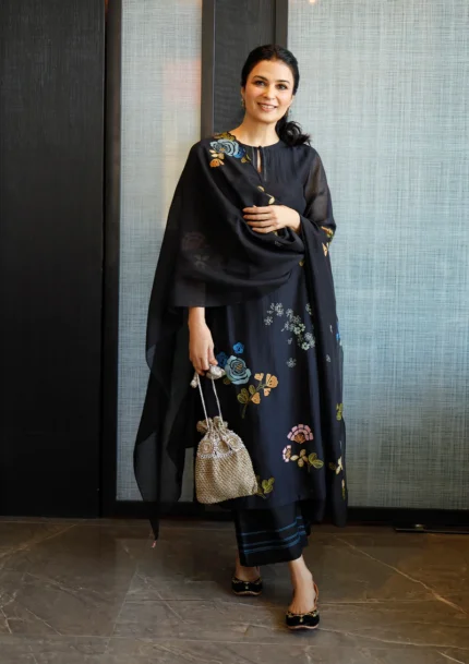 Black Floral Embroidered Kurta Set for Women