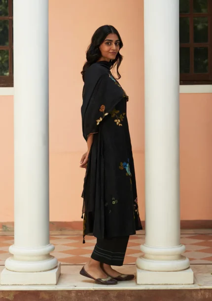 Black Floral Embroidered Kurta Set for Women