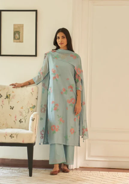 Blue Floral Appliqué Kurta Set for Women